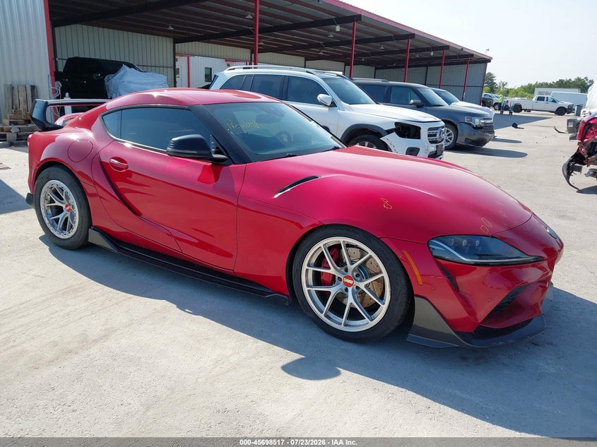 2020 Toyota Supra VIN WZ1DB4C01LW023451 — IAAI salvage auction photo