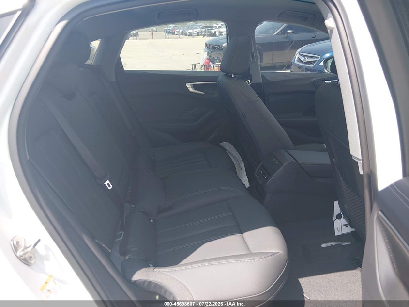 2025 Audi A5 VIN WAU1BCFU7SN043859 IAAI salvage auction — WATER/FLOOD, Salvage (Texas), sold $1,050 on 2026-09-30 (photo 8)