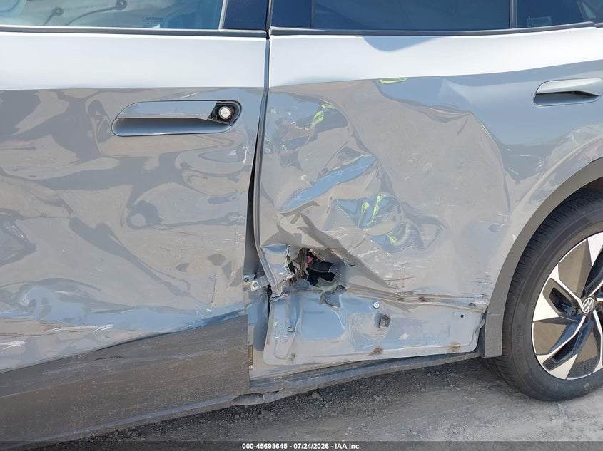 2022 Volkswagen Id.4 VIN WVGJNPE21NP070156 IAAI salvage auction — LEFT SIDE, Salvage Title, sold $8,750 on 2026-08-13 (photo 6)