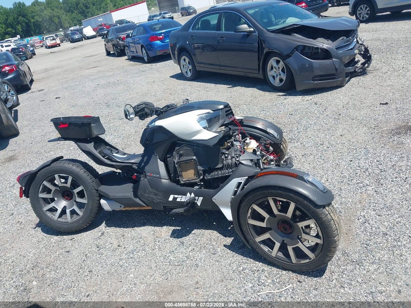 2020 Can-am/ brp Ryker VIN 3JB2GEG23LJ005367 IAAI salvage auction — FRONT END, Wait Title, sold $100 on 2026-10-07 (photo 8)