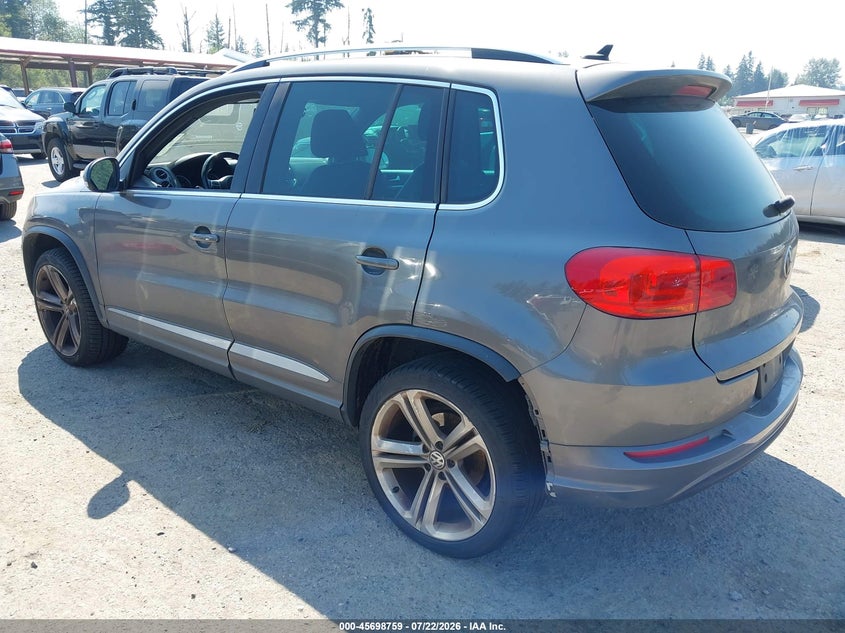 2016 Volkswagen Tiguan VIN WVGAV7AXXGW616897 IAAI salvage auction — NORMAL WEAR, Clear (Washington), sold $950 on 2026-08-05 (photo 3)