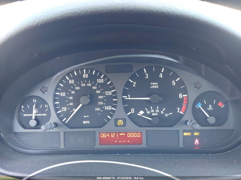 2001 BMW 3 series VIN WBAAV33411EE26855 IAAI salvage auction — NORMAL WEAR, Clear - Dealer Only (California), sold $2,350 on 2026-07-29 (photo 7)