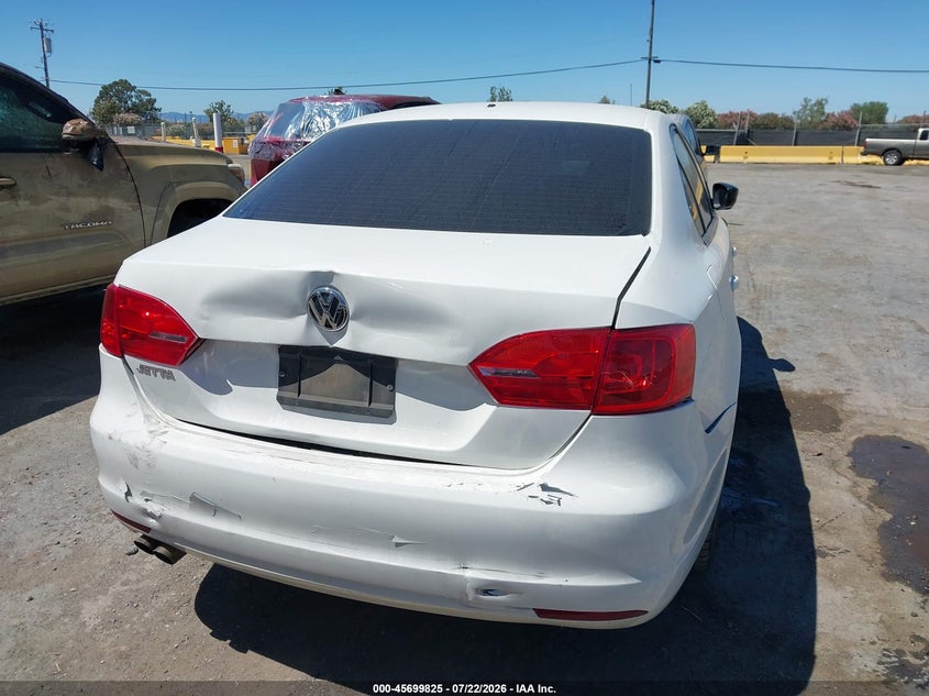 2013 Volkswagen Jetta VIN 3VW2K7AJ5DM263815 IAAI salvage auction — REAR END, Salvage Title, sold $1,050 on 2026-08-03 (photo 6)