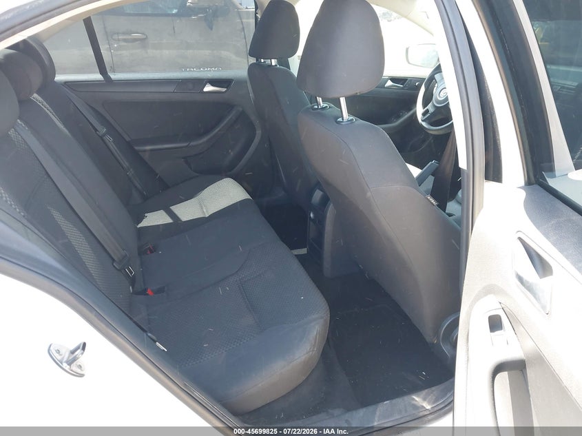 2013 Volkswagen Jetta VIN 3VW2K7AJ5DM263815 IAAI salvage auction — REAR END, Salvage Title, sold $1,050 on 2026-08-03 (photo 8)