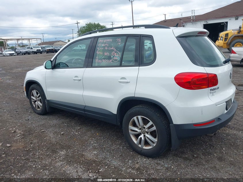 2016 Volkswagen Tiguan VIN WVGBV7AX9GW559788 IAAI salvage auction — RIGHT FRONT, Wait Title, sold $2,100 on 2026-08-05 (photo 3)