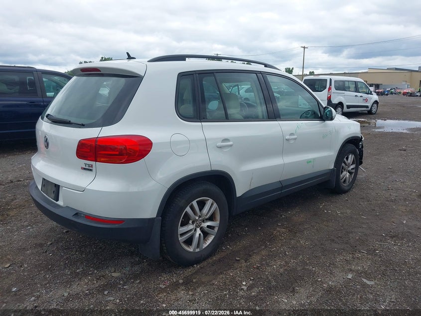 2016 Volkswagen Tiguan VIN WVGBV7AX9GW559788 IAAI salvage auction — RIGHT FRONT, Wait Title, sold $2,100 on 2026-08-05 (photo 4)