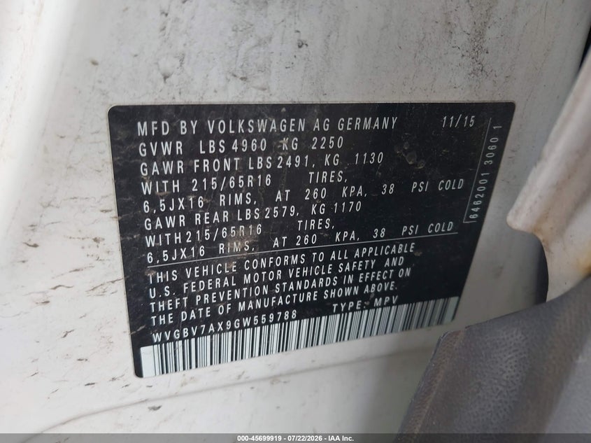 2016 Volkswagen Tiguan VIN WVGBV7AX9GW559788 IAAI salvage auction — RIGHT FRONT, Wait Title, sold $2,100 on 2026-08-05 (photo 9)