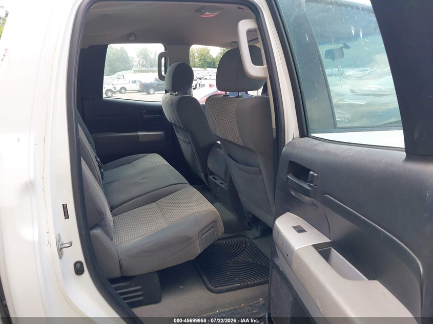 2008 Toyota Tundra VIN 5TFRV54198X049340 IAAI salvage auction — NORMAL WEAR, Clear (Michigan), sold $25 on 2026-07-27 (photo 8)