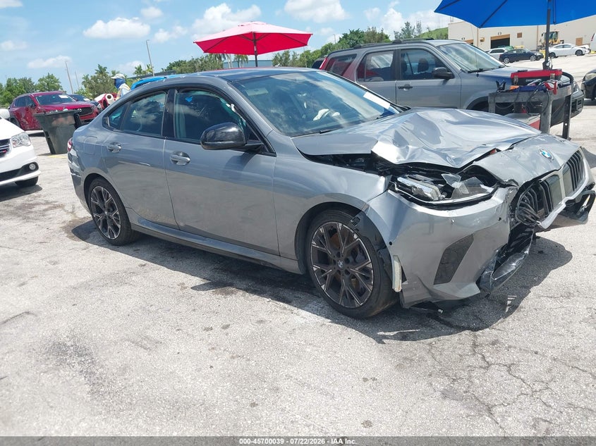 2026 BMW 2er VIN WBA23GG02T7U37778 IAAI salvage auction — FRONT END, Salvage Title, sold $6,600 on 2026-08-02 (photo 1)
