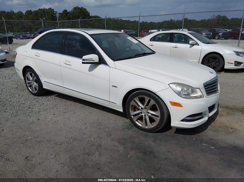 2012 Mercedes-benz C-klasse VIN WDDGF4HB7CR215326 IAAI salvage auction — NORMAL WEAR, Wait Title, sold $275 on 2026-08-14 (photo 1)