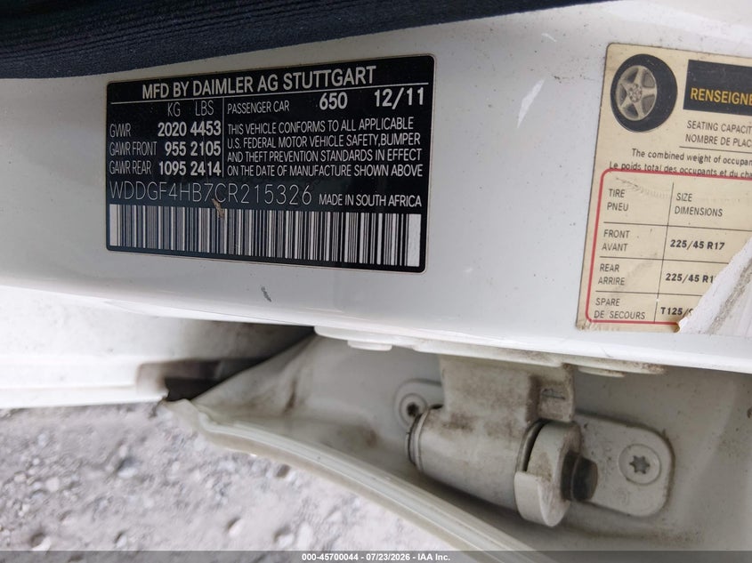 2012 Mercedes-benz C-klasse VIN WDDGF4HB7CR215326 IAAI salvage auction — NORMAL WEAR, Wait Title, sold $275 on 2026-08-14 (photo 9)