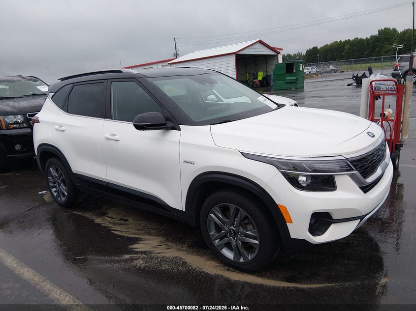 2021 Kia Seltos VIN KNDEUCAA2M7194062 — IAAI salvage auction photo