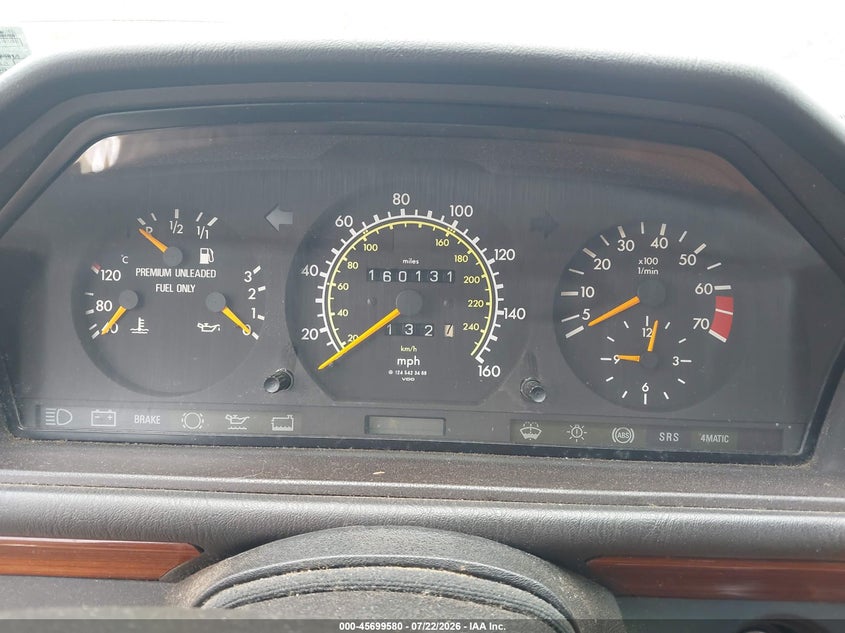 1992 Mercedes-benz 300 VIN WDBED30D9NB647683 IAAI salvage auction — NORMAL WEAR, Clear (New York), sold $425 on 2026-07-30 (photo 7)