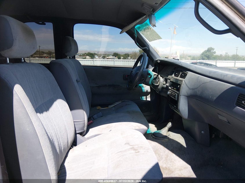 1998 Toyota T100 VIN JT4UN22D4W0054523 IAAI salvage auction — NORMAL WEAR, Clear (New Mexico), sold $675 on 2026-07-29 (photo 5)