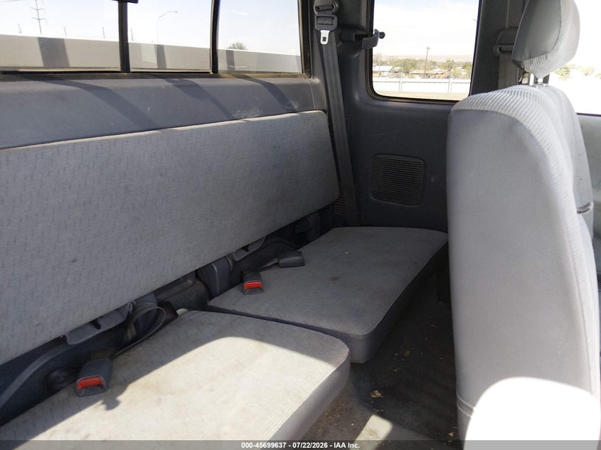 1998 Toyota T100 VIN JT4UN22D4W0054523 IAAI salvage auction — NORMAL WEAR, Clear (New Mexico), sold $675 on 2026-07-29 (photo 8)