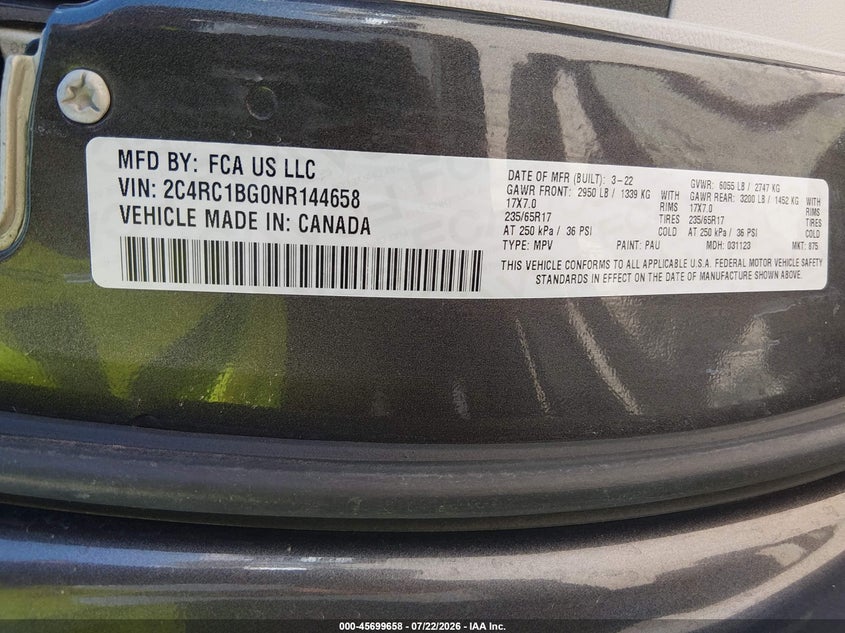 2022 Chrysler Pacifica VIN 2C4RC1BG0NR144658 IAAI salvage auction — SIDE, Salvage Title, sold $2,550 on 2026-09-06 (photo 9)