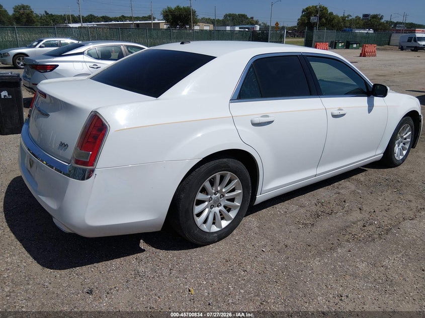2013 Chrysler 300 VIN 2C3CCAAG4DH626436 IAAI salvage auction — FRONT END, Salvage (Kansas), sold $1,950 on 2026-09-04 (photo 4)