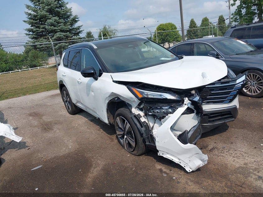 2025 Nissan Rogue VIN JN8BT3CB8SW162624 — IAAI salvage auction photo
