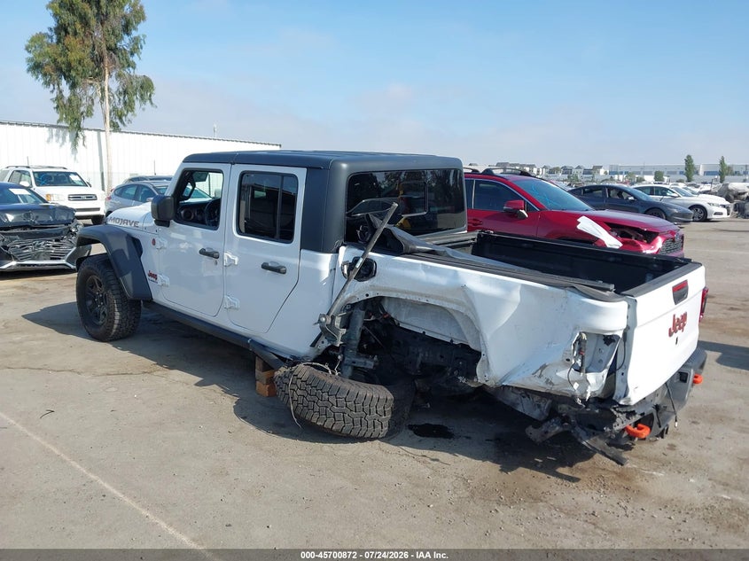 2020 Jeep Gladiator VIN 1C6JJTEG2LL209677 IAAI salvage auction — REAR END, Wait Title, sold $14,500 on 2026-08-31 (photo 6)