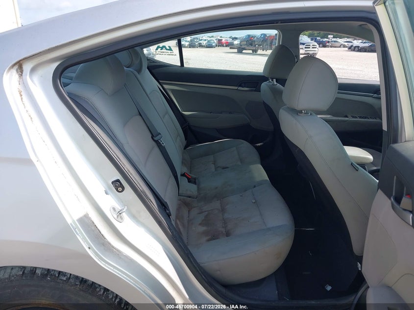 2017 Hyundai Elantra VIN KMHD74LF9HU100361 IAAI salvage auction — NORMAL WEAR, Clear (Alabama), sold $400 on 2026-07-29 (photo 8)
