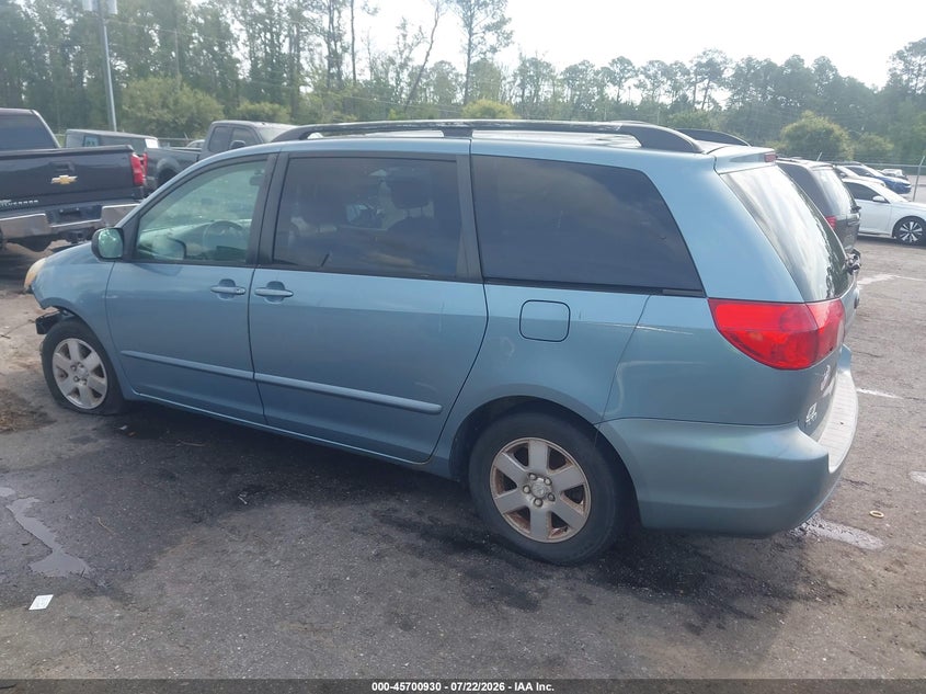 2008 Toyota Sienna VIN 5TDZK23C28S203595 IAAI salvage auction — NORMAL WEAR, Clear (Florida), sold $350 on 2026-07-28 (photo 3)