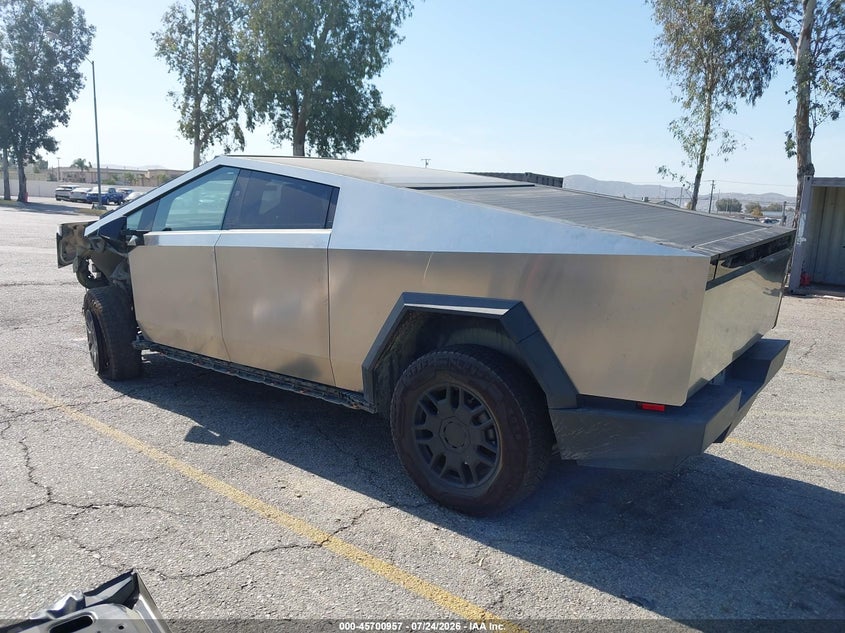 2024 Tesla Cybertruck VIN 7G2CEHEE0RA009114 IAAI salvage auction — FRONT END, Salvage (California), sold $24,100 on 2026-08-18 (photo 3)