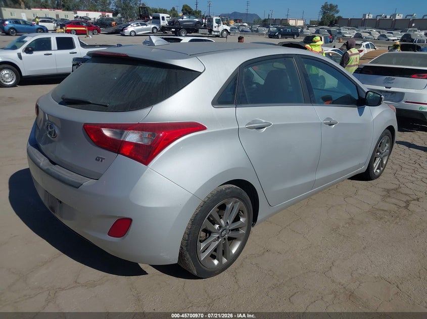 2016 Hyundai Elantra VIN KMHD35LH4GU307418 IAAI salvage auction — NORMAL WEAR, Clear (Illinois), sold $25 on 2026-07-29 (photo 4)