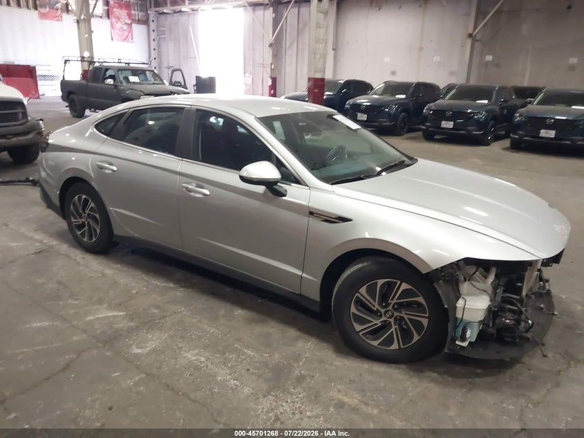 2026 Hyundai Sonata VIN KMHL24JJ3TA157764 IAAI salvage auction — FRONT END, Enterprise Vehicles Clear Only (Oregon), sold $12,100 on 2026-07-29 (photo 1)