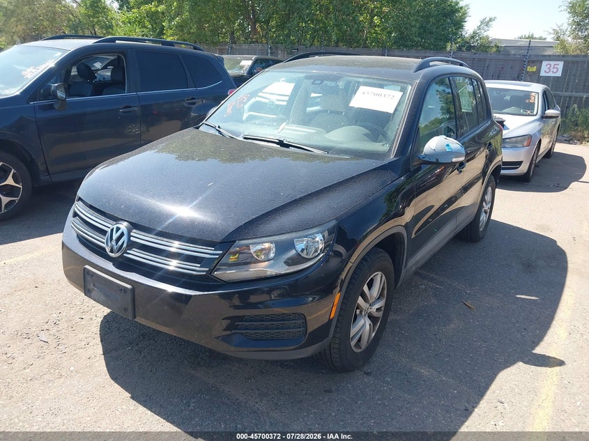 2016 Volkswagen Tiguan VIN WVGBV7AX0GK000296 IAAI salvage auction — NORMAL WEAR, Clear (Colorado), sold $825 on 2026-08-04 (photo 2)