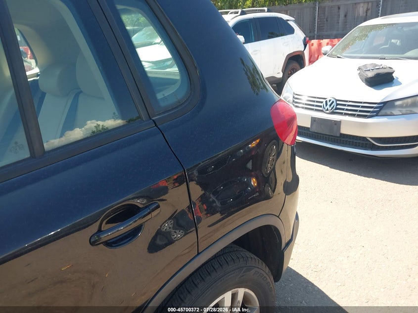 2016 Volkswagen Tiguan VIN WVGBV7AX0GK000296 IAAI salvage auction — NORMAL WEAR, Clear (Colorado), sold $825 on 2026-08-04 (photo 6)