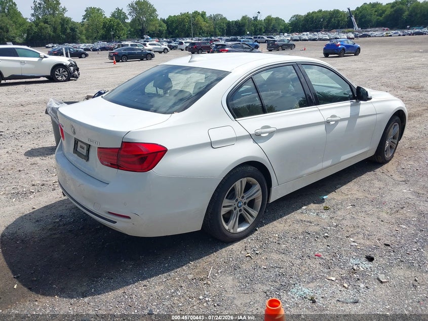 2017 BMW 3er VIN WBA8D9G59HNU58659 IAAI salvage auction — FRONT & REAR, Salvage (Pennsylvania), sold $1,300 on 2026-08-27 (photo 4)