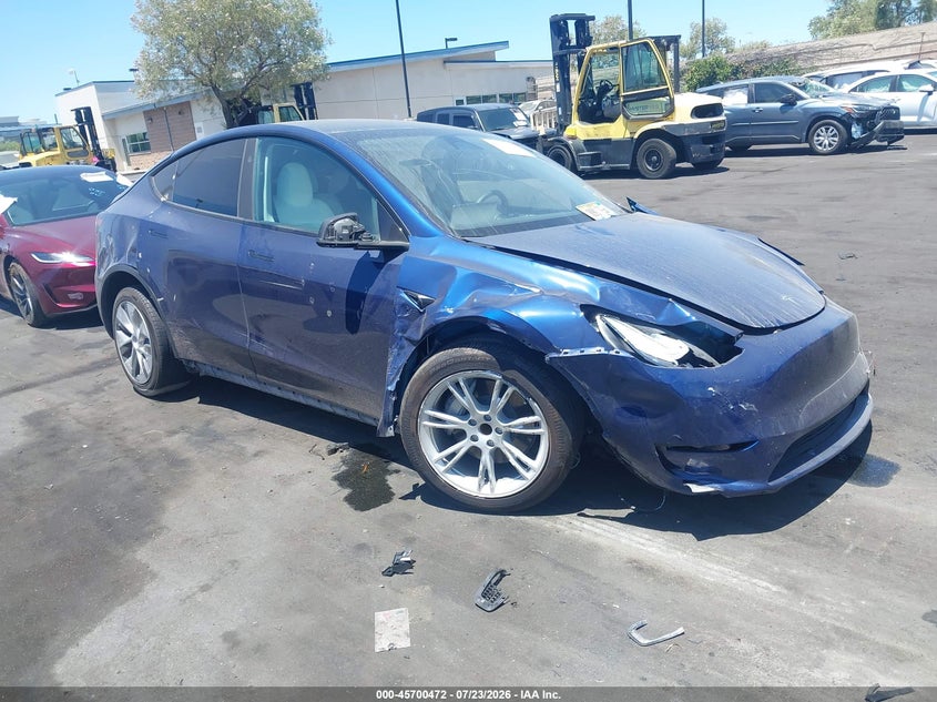 2023 Tesla Model y VIN 7SAYGDED7PF955961 IAAI salvage auction — LEFT SIDE, Wait Title, sold $4,600 on 2026-09-07 (photo 1)