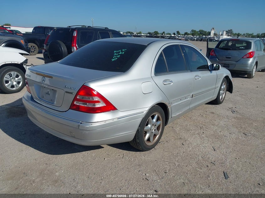 2004 Mercedes-benz C class VIN WDBRF81J04F536427 IAAI salvage auction — FRONT END, Salvage (Texas), sold $275 on 2026-08-18 (photo 4)