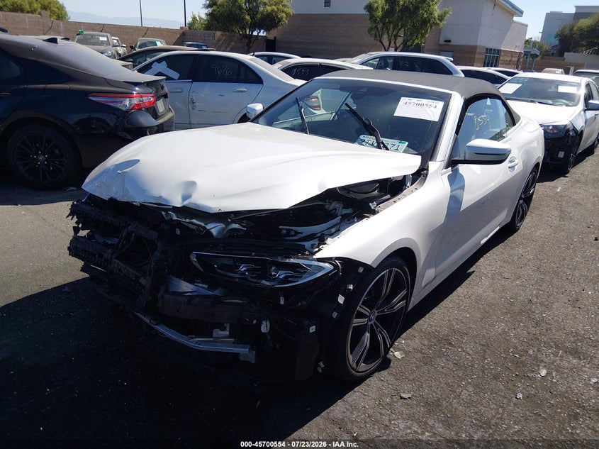 2024 BMW 4er VIN WBA23AT05RCR62837 IAAI salvage auction — FRONT END, Salvage Title, sold $10,850 on 2026-08-28 (photo 2)
