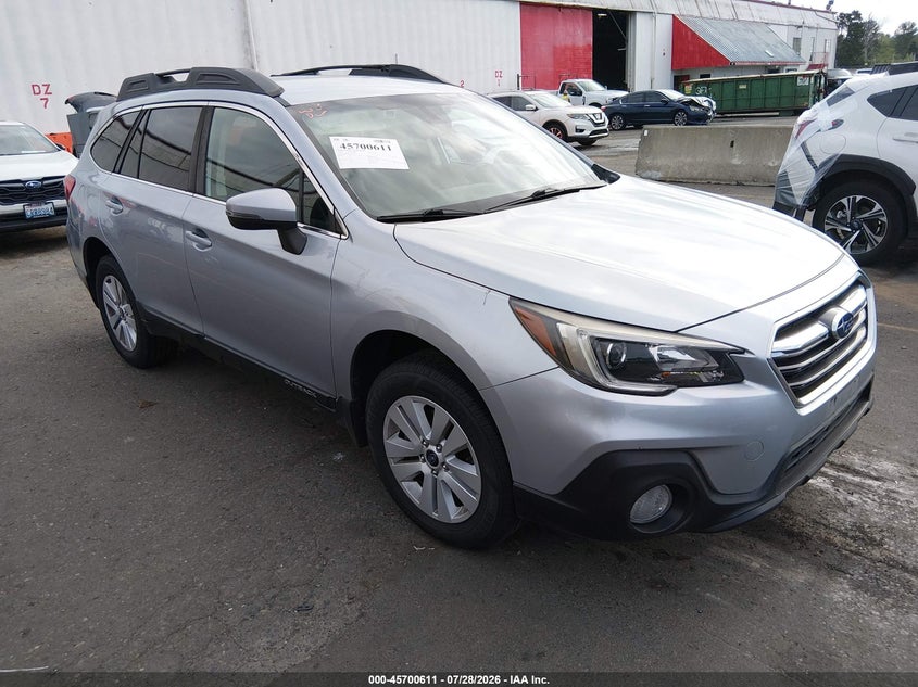 2018 Subaru Outback VIN 4S4BSAFC4J3335218 — IAAI salvage auction photo