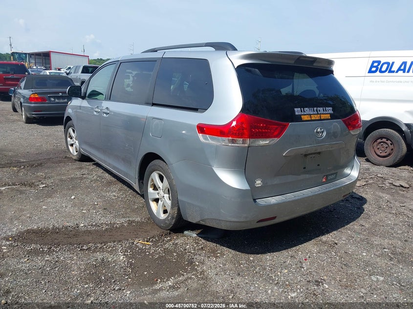 2011 Toyota Sienna VIN 5TDKK3DC5BS078282 IAAI salvage auction — NORMAL WEAR, Clear (Virginia), sold $25 on 2026-07-29 (photo 3)