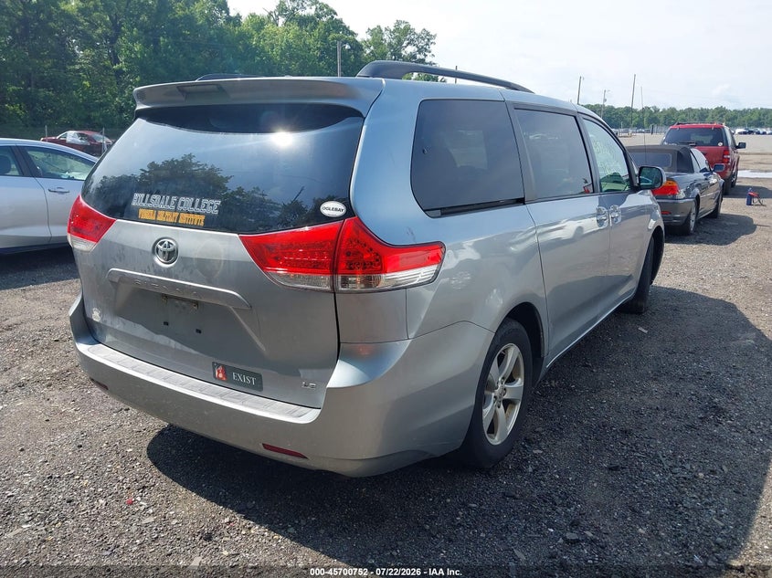 2011 Toyota Sienna VIN 5TDKK3DC5BS078282 IAAI salvage auction — NORMAL WEAR, Clear (Virginia), sold $25 on 2026-07-29 (photo 4)