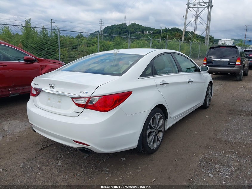 2013 Hyundai Sonata VIN 5NPEC4AB8DH720191 IAAI salvage auction — NORMAL WEAR, Clear (Pennsylvania), sold $25 on 2026-07-28 (photo 4)