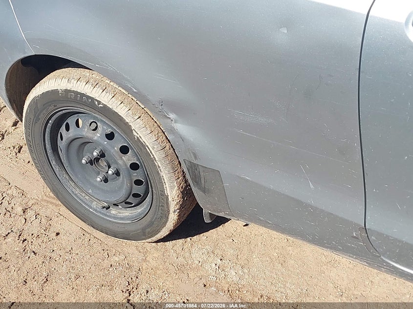 2009 Toyota Yaris VIN JTDJT903X95249268 IAAI salvage auction — NORMAL WEAR, Restored (Arizona), sold $25 on 2026-07-30 (photo 6)