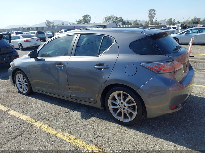 2013 Lexus Ct VIN JTHKD5BH3D2171962 IAAI salvage auction — FRONT END, Wait Title, sold $2,100 on 2026-08-01 (photo 3)