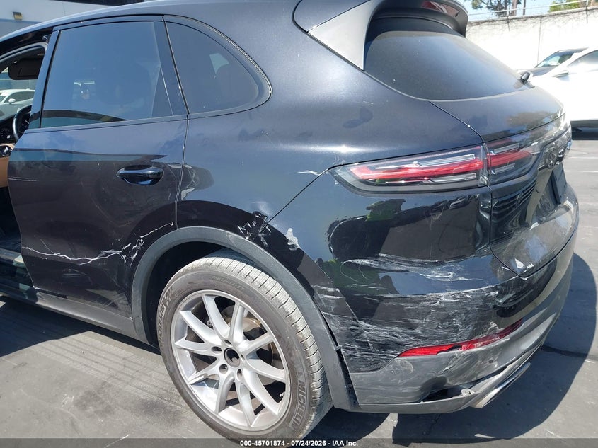 2019 Porsche Cayenne VIN WP1AA2AY0KDA01239 IAAI salvage auction — REAR END, Salvage Title, sold $13,300 on 2026-08-07 (photo 6)