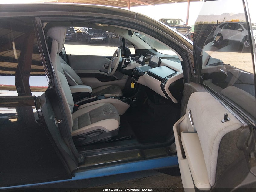 2017 BMW I3 VIN WBY1Z6C32HV949436 IAAI salvage auction — REAR END, Salvage (Arizona), sold $3,300 on 2026-08-03 (photo 5)