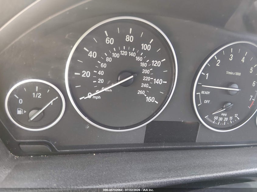 2015 BMW 3 series VIN WBA3C1C5XFP852984 IAAI salvage auction — NORMAL WEAR, Original (Texas), sold $325 on 2026-07-30 (photo 7)