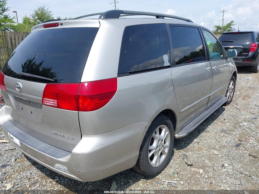 2004 Toyota Sienna VIN 5TDZA22C44S152924 IAAI salvage auction — NORMAL WEAR, Clear (Virginia), sold $225 on 2026-07-27 (photo 4)