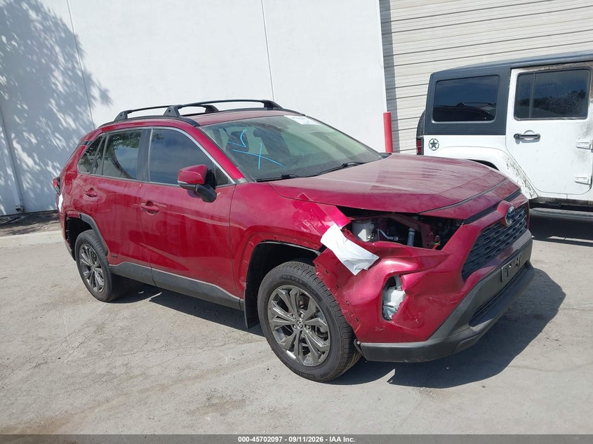 2022 Toyota Rav4 hybrid VIN JTMB6RFV0ND071598 — IAAI salvage auction photo