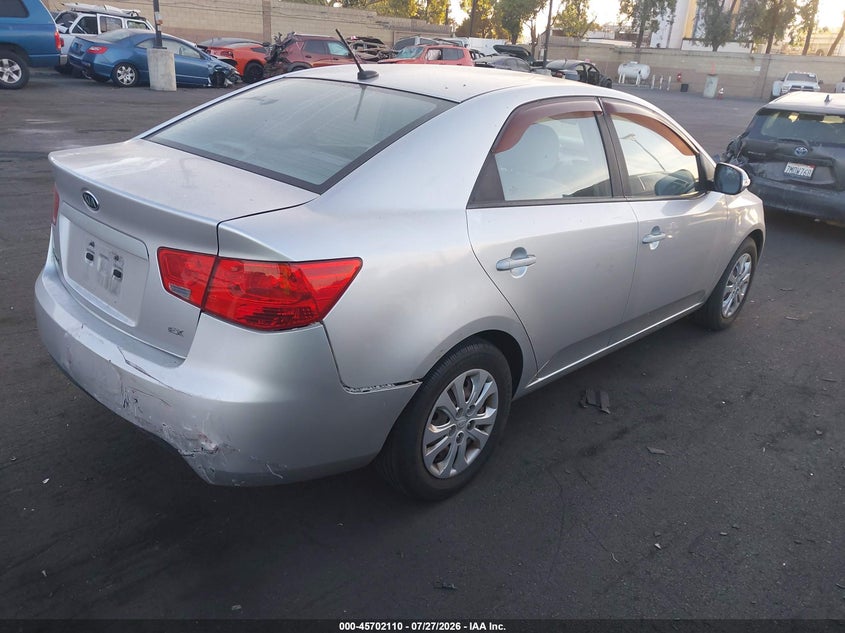 2010 Kia Forte VIN KNAFU4A28A5062818 IAAI salvage auction — REAR END, Salvage Certificate (California), sold $1,700 on 2026-07-31 (photo 4)