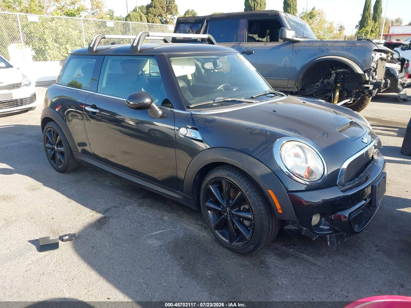 2012 Mini Cooper VIN WMWSV3C51CT387578 IAAI salvage auction — LEFT SIDE, Salvage Title, sold $775 on 2026-08-06 (photo 1)