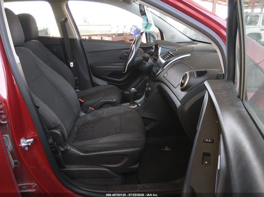 2015 Chevrolet Trax VIN KL7CJKSB9FB212247 IAAI salvage auction — NORMAL WEAR, Clear-Dealer Only (Arizona), sold $25 on 2026-07-28 (photo 5)
