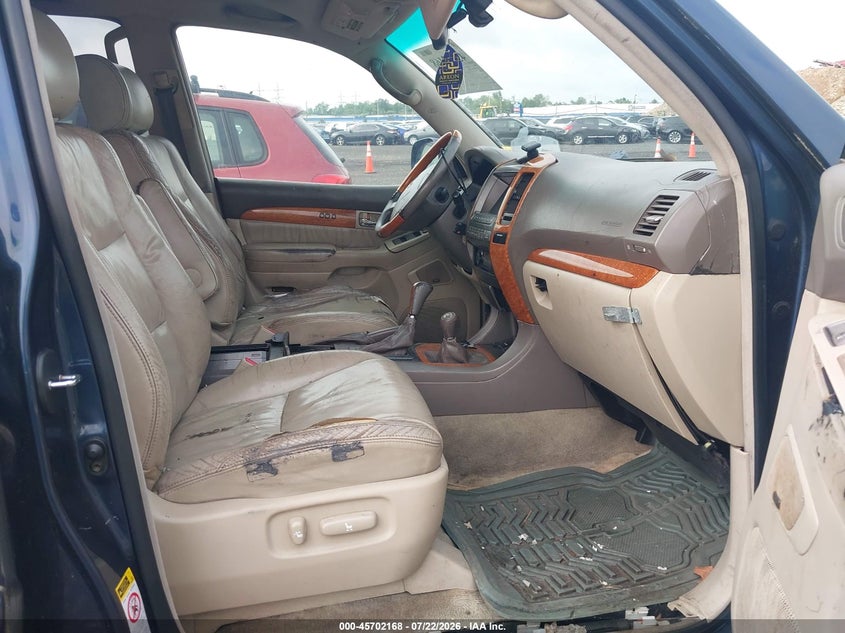 2004 Lexus Gx 470 VIN JTJBT20X140038848 IAAI salvage auction — NORMAL WEAR, Clear (New York), sold $775 on 2026-07-28 (photo 5)