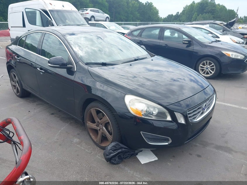 2011 Volvo S60 VIN YV1902FH6B2017676 IAAI salvage auction — NORMAL WEAR, Clear (North Carolina), sold $675 on 2026-08-05 (photo 1)